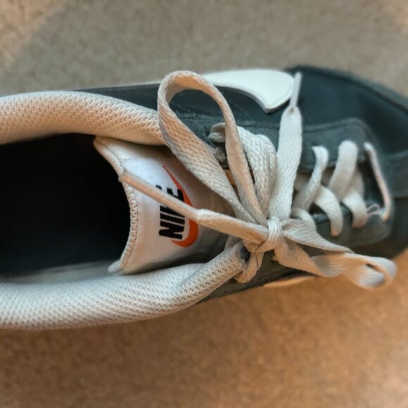 NIKE Pacific Sneaker, Dark Green, Size 7.5W/5 M - Picture 7 of 8